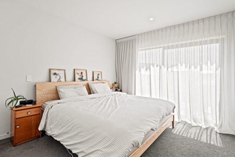 Photo of property in 12 Inder Street, Jacks Point, 9371