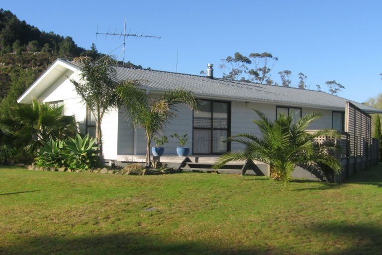 Photo of property in 106 Pinewood Court, Matarangi, Whitianga, 3592