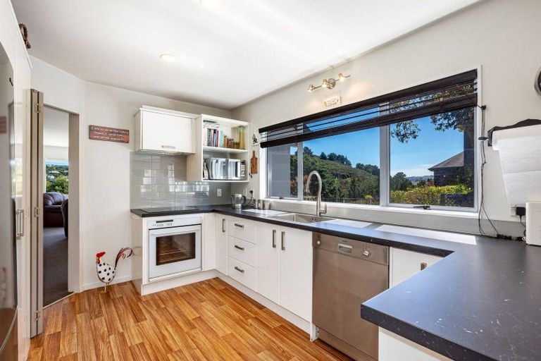 Photo of property in 56 Molyneux Close, Whitby, Porirua, 5024
