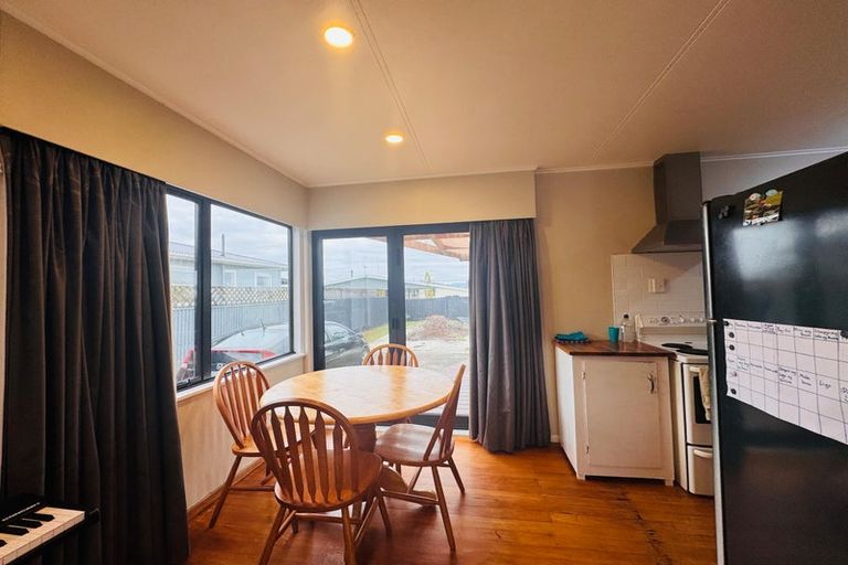 Photo of property in 17 Cobham Way, Feilding, 4702