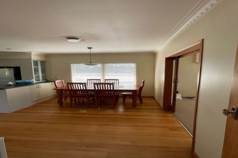 Photo of property in 30 Ingram Street, Papakura, 2110