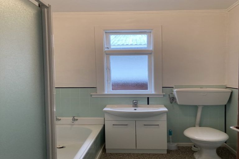 Photo of property in 73 Park Road, Miramar, Wellington, 6022