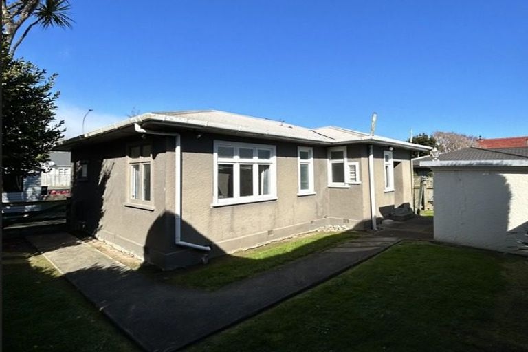 Photo of property in 321 College Street, West End, Palmerston North, 4410