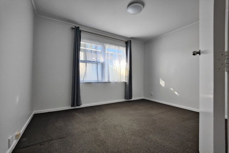 Photo of property in 20 Minaret Drive, Bucklands Beach, Auckland, 2014