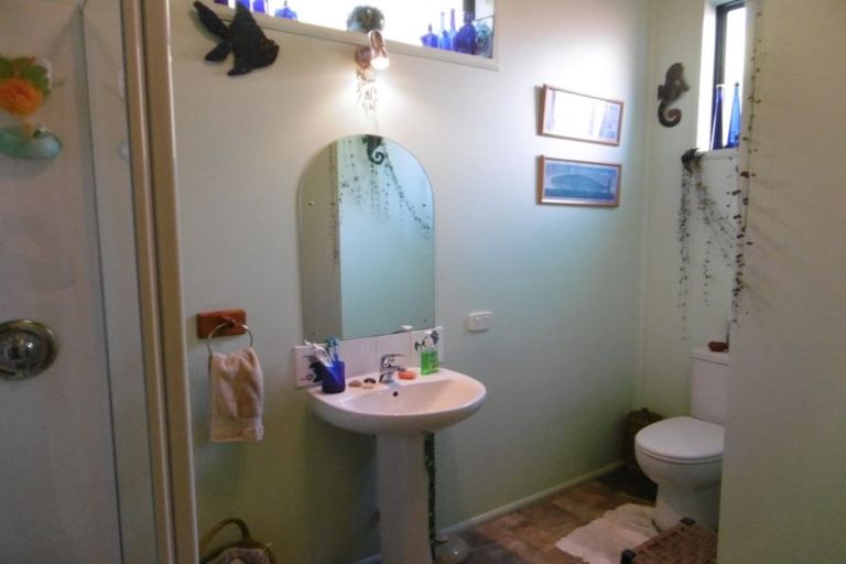 Photo of property in 375 Tauraroa Road, Maungakaramea, Whangarei, 0178