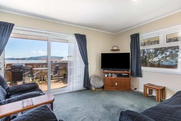 Photo of property in 14 The Bollard, Whitby, Porirua, 5024