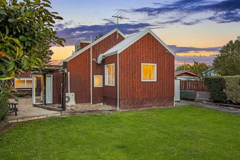 Photo of property in 3 Bush Street, Rangiora, 7400