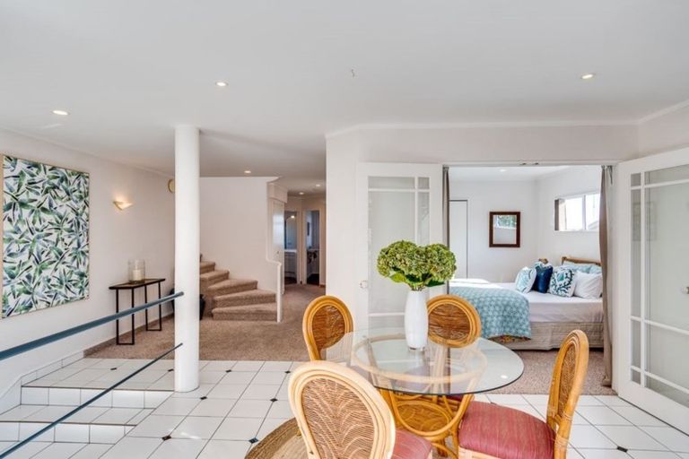 Photo of property in 29 Enfield Road, Hospital Hill, Napier, 4110