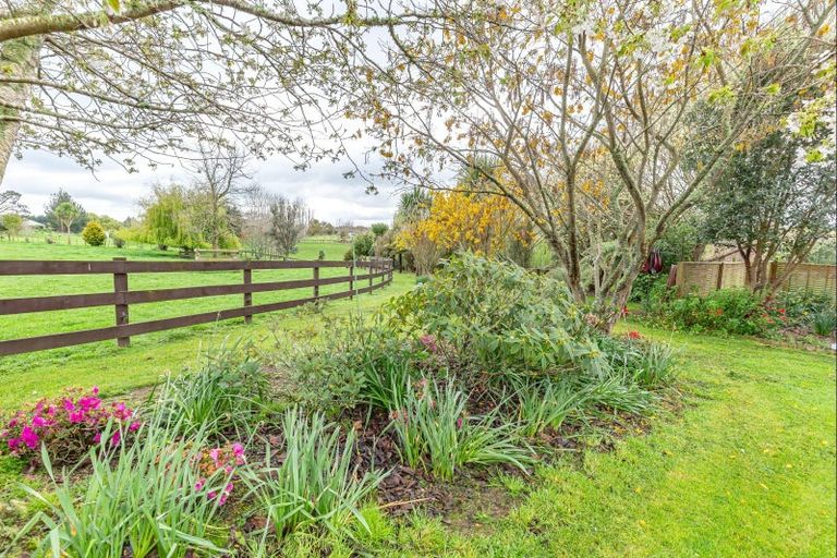 Photo of property in 138 Muhunoa Road West, Ohau, Levin, 5570