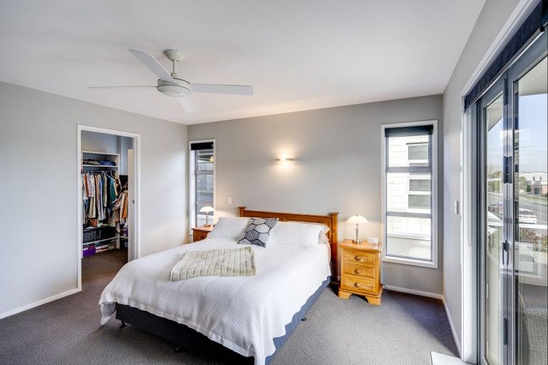 Photo of property in 84 Te Awa Avenue, Te Awa, Napier, 4110