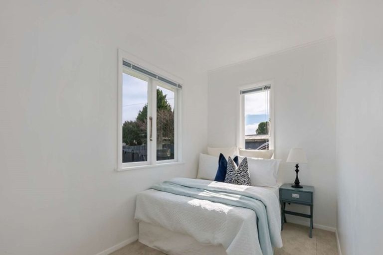 Photo of property in 1/13 Rollerson Street, Papakura, 2110