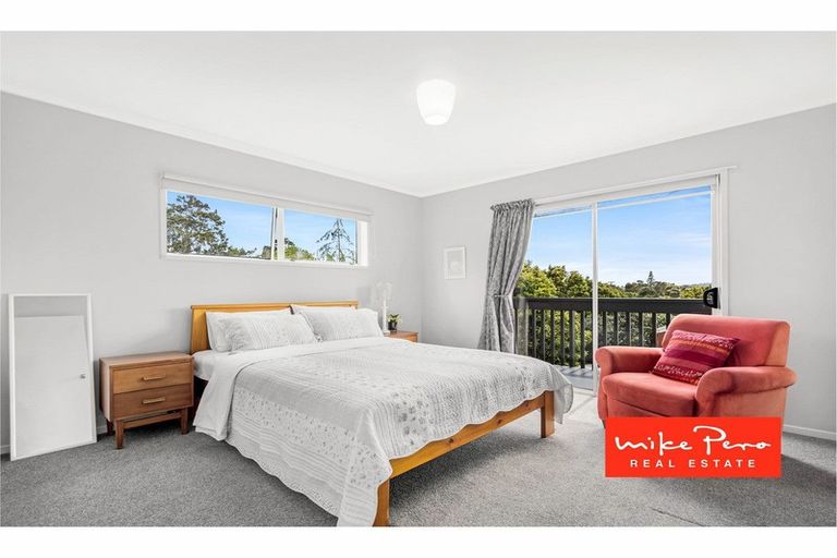 Photo of property in 9 Armstrong Place, New Lynn, Auckland, 0600