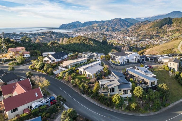 Photo of property in 6 Istana Place, Britannia Heights, Nelson, 7010