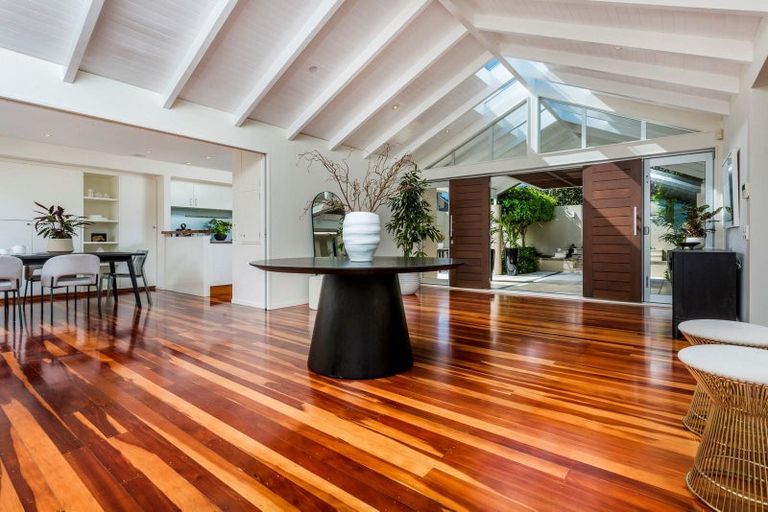 Photo of property in 7 Eric Price Avenue, Takapuna, Auckland, 0620