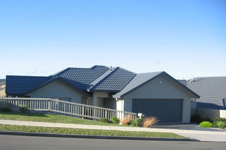 Photo of property in 53 Erlestoke Crescent, Churton Park, Wellington, 6037