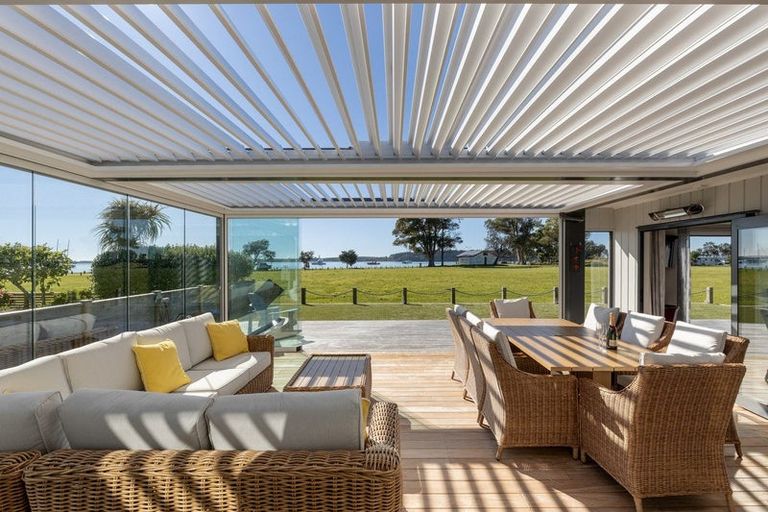 Photo of property in 26 Harbour View Road, Omokoroa, 3114