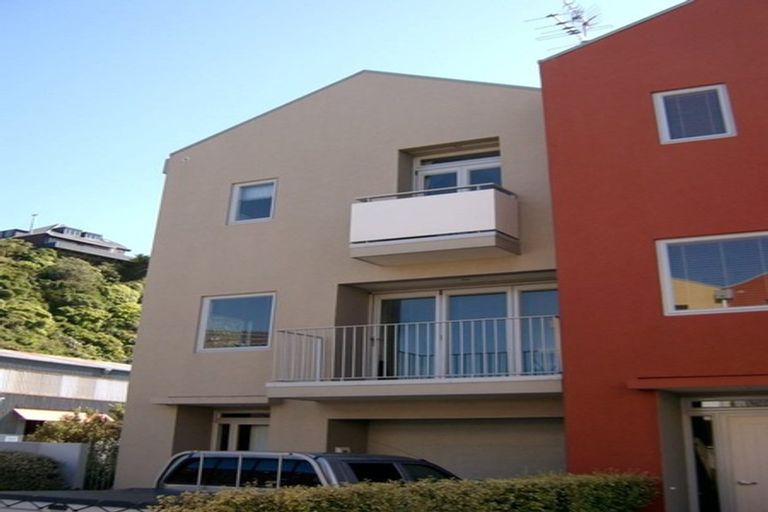 Photo of property in Marrakech Cafe, 86/305 Evans Bay Parade, Hataitai, Wellington, 6021
