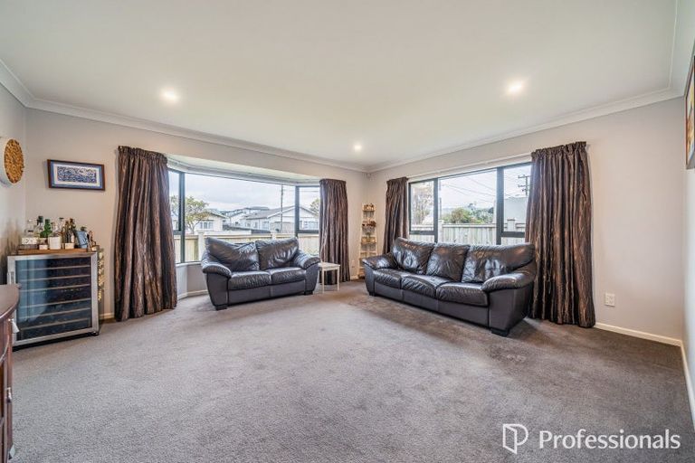 Photo of property in 23 Leighton Avenue, Waiwhetu, Lower Hutt, 5010