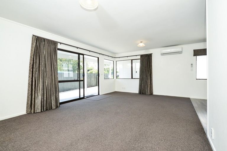 Photo of property in 4a Saint Lukes Place, Bader, Hamilton, 3206