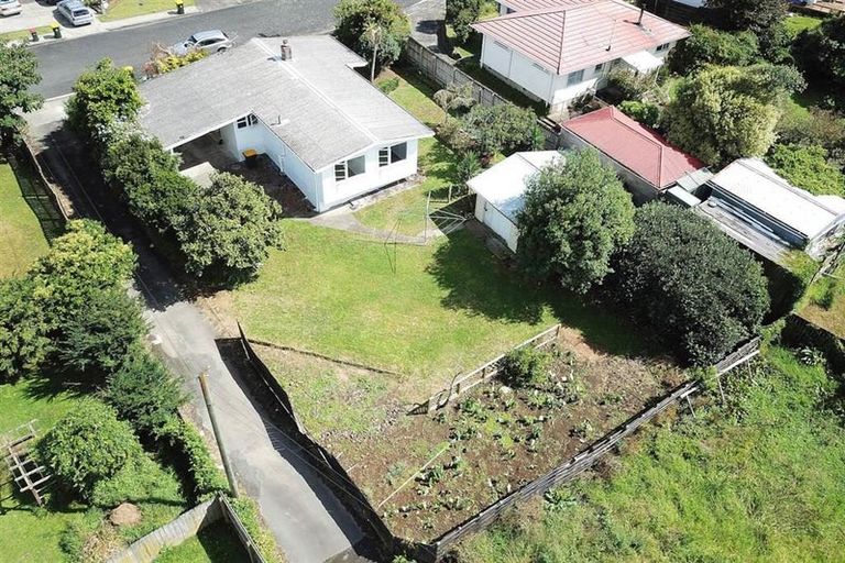 Photo of property in 3 Browning Street, Manurewa East, Auckland, 2102