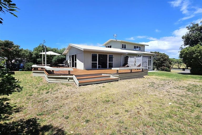 Photo of property in 618 Matarangi Drive, Matarangi, Whitianga, 3592