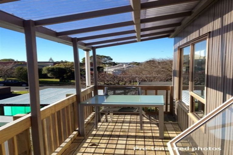 Photo of property in 6a Quo Vadis Place, Red Beach, 0932