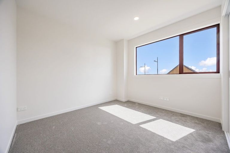 Photo of property in 55 Maungakaraka Road, Karaka, 2580