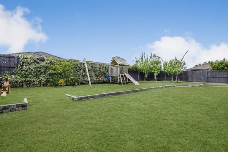 Photo of property in 4 Vivien Place, Patumahoe, Pukekohe, 2679