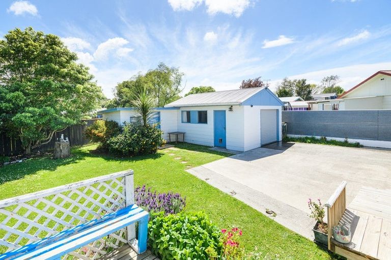 Photo of property in 28 Havelock Avenue, Westbrook, Palmerston North, 4412