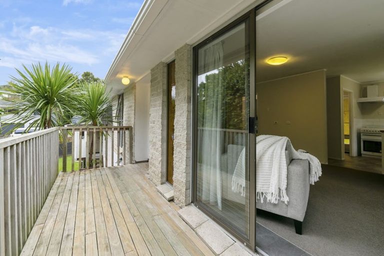 Photo of property in 2/31 Auld Street, Torbay, Auckland, 0630