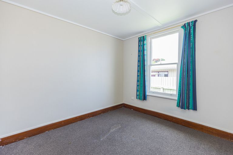 Photo of property in 9 Bignell Street, Gonville, Whanganui, 4501