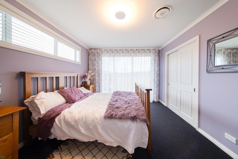 Photo of property in 2 Homestead Avenue, Twizel, 7999