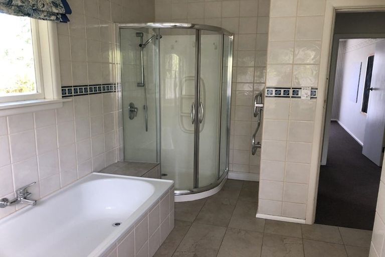 Photo of property in 63 Parkstone Avenue, Ilam, Christchurch, 8041