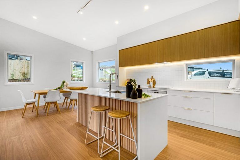 Photo of property in 37 Kia Kaha Drive, Snells Beach, 0920