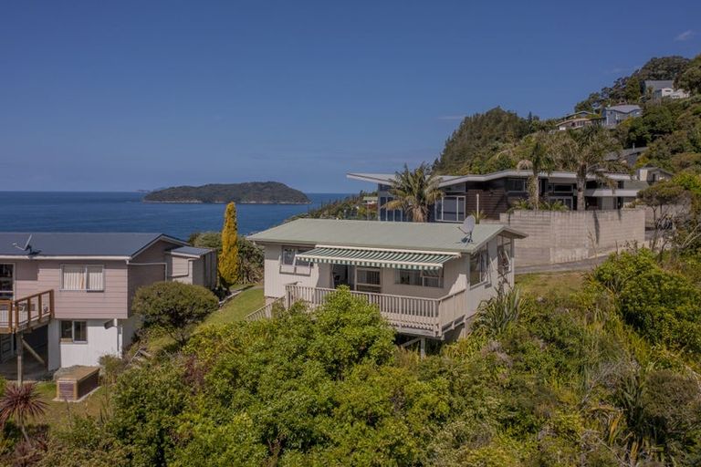 Photo of property in 44 Motuhoa Road, Tairua, 3508