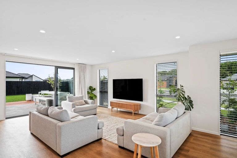 Photo of property in 10 Martini Avenue, Leeston, 7632