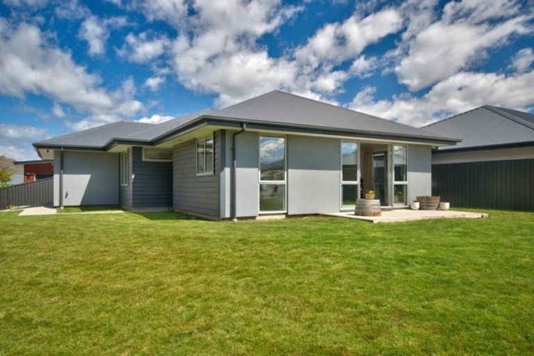 Photo of property in 41 Risinghurst Terrace, Lower Shotover, Queenstown, 9304