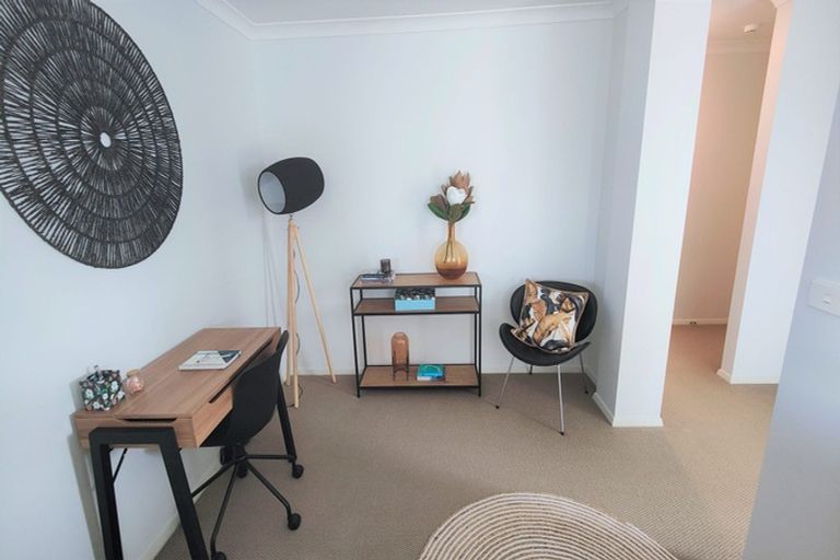 Photo of property in 104 Barbados Way, One Tree Point, 0118