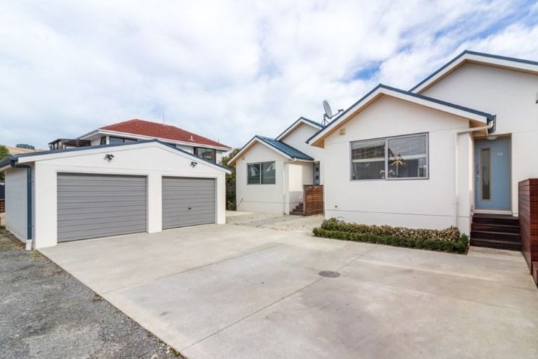 Photo of property in 93b Beachville Road, Redcliffs, Christchurch, 8081
