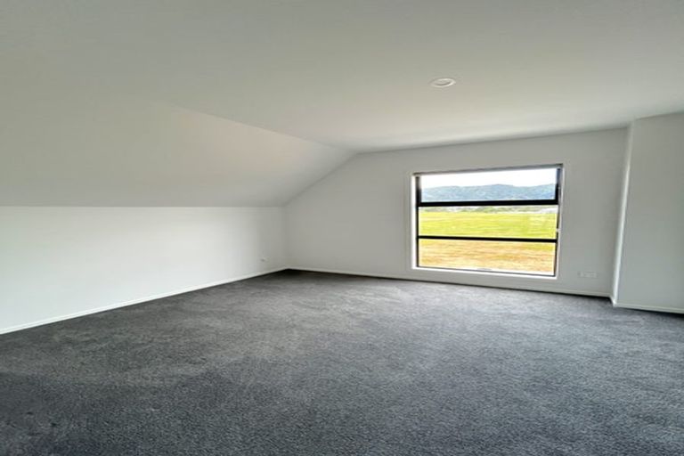 Photo of property in 4/892 High Street, Avalon, Lower Hutt, 5011