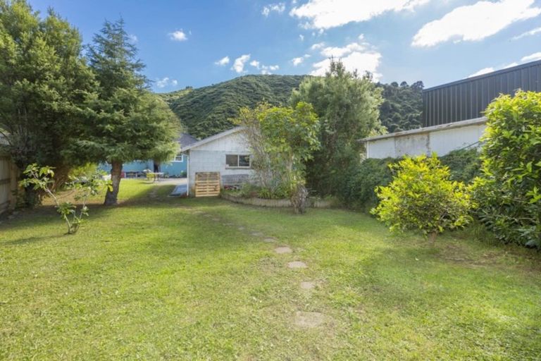 Photo of property in 45 Black Beech Street, Birchville, Upper Hutt, 5018