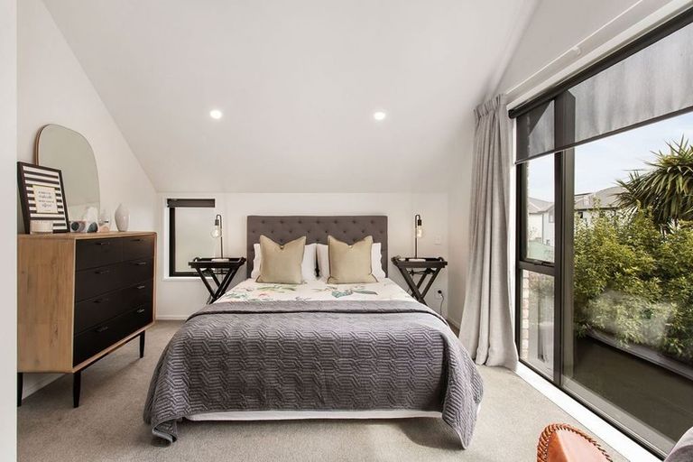 Photo of property in 43 Eveleyn Couzins Avenue, Richmond, Christchurch, 8013