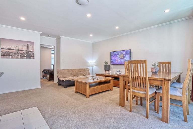 Photo of property in 64/182 Flat Bush School Road, Flat Bush, Auckland, 2019