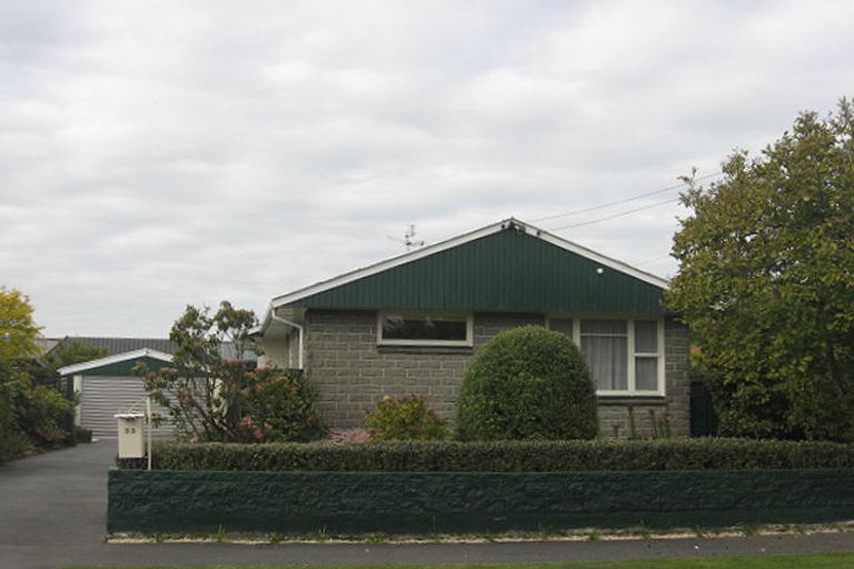 Photo of property in 33 Colesbury Street, Bishopdale, Christchurch, 8053