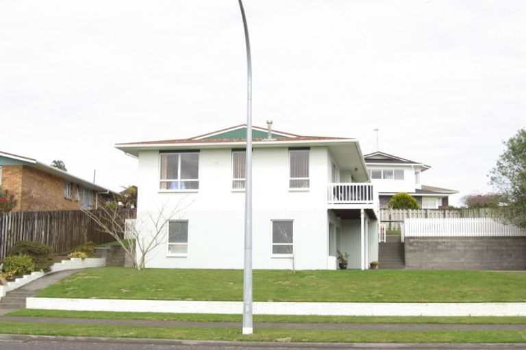 Photo of property in 27 Glamis Avenue, Bell Block, New Plymouth, 4312