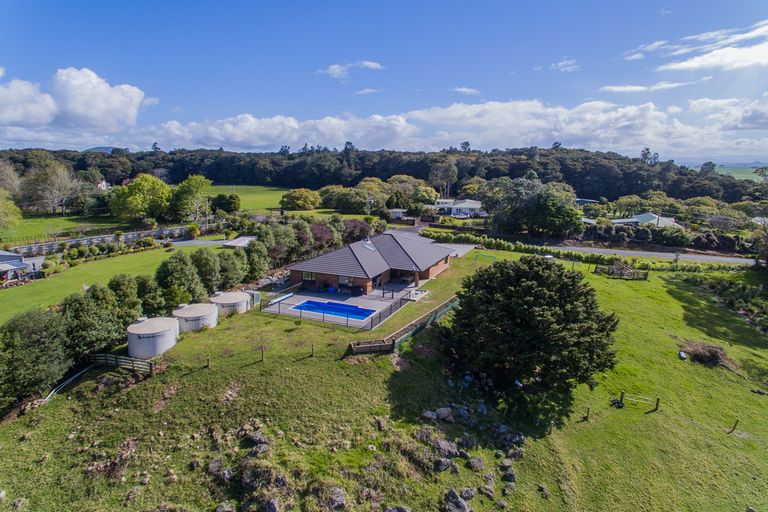 Photo of property in 90 Kara Road, Maungatapere, Whangarei, 0179