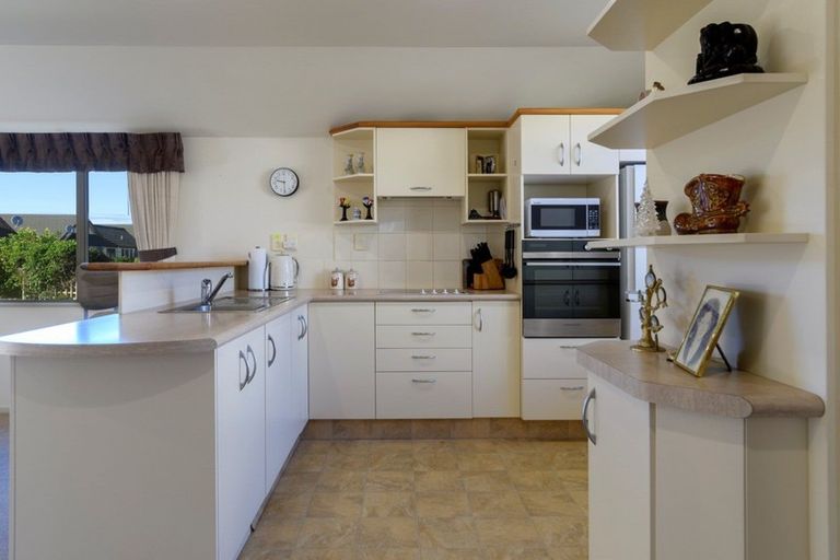 Photo of property in Orange Grove Village, 38/22 Pyes Pa Road, Pyes Pa, Tauranga, 3112