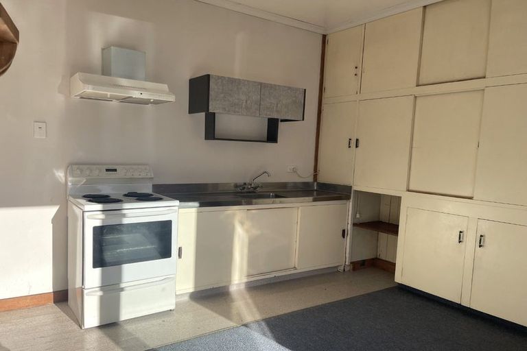 Photo of property in 372 Great North Road, Winton, 9720