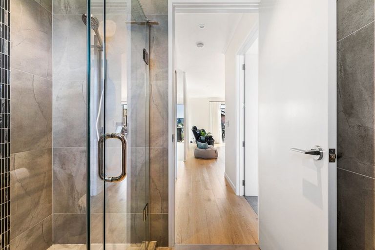 Photo of property in 87 Bomb Point Drive, Hobsonville, Auckland, 0616