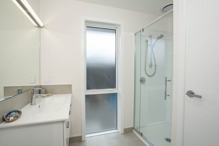 Photo of property in 9 Poroporo Way, Wharewaka, Taupo, 3330